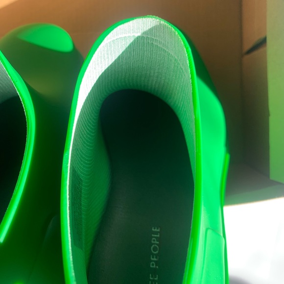 NWB! Free people high street rain boot - Picture 5 of 7